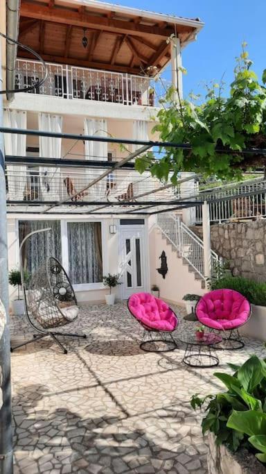Suite By The Beach For 2 Cavtat Bagian luar foto