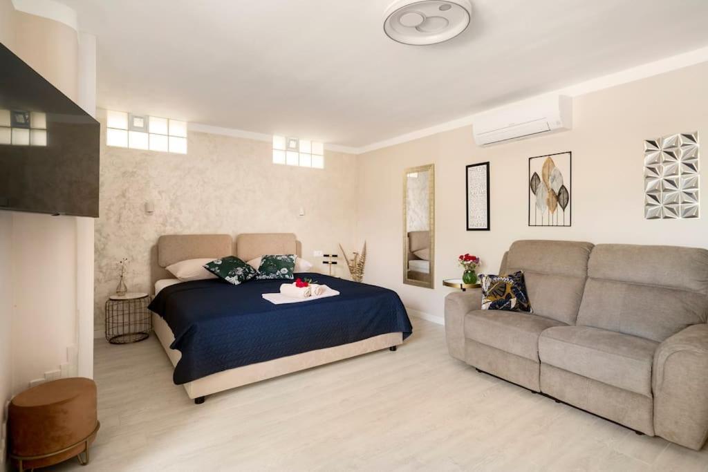 Suite By The Beach For 2 Cavtat Bagian luar foto
