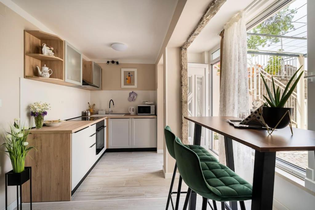 Suite By The Beach For 2 Cavtat Bagian luar foto