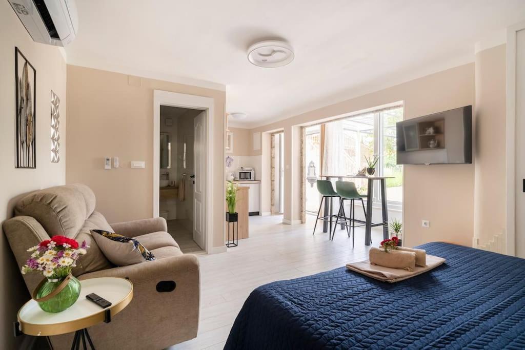 Suite By The Beach For 2 Cavtat Bagian luar foto