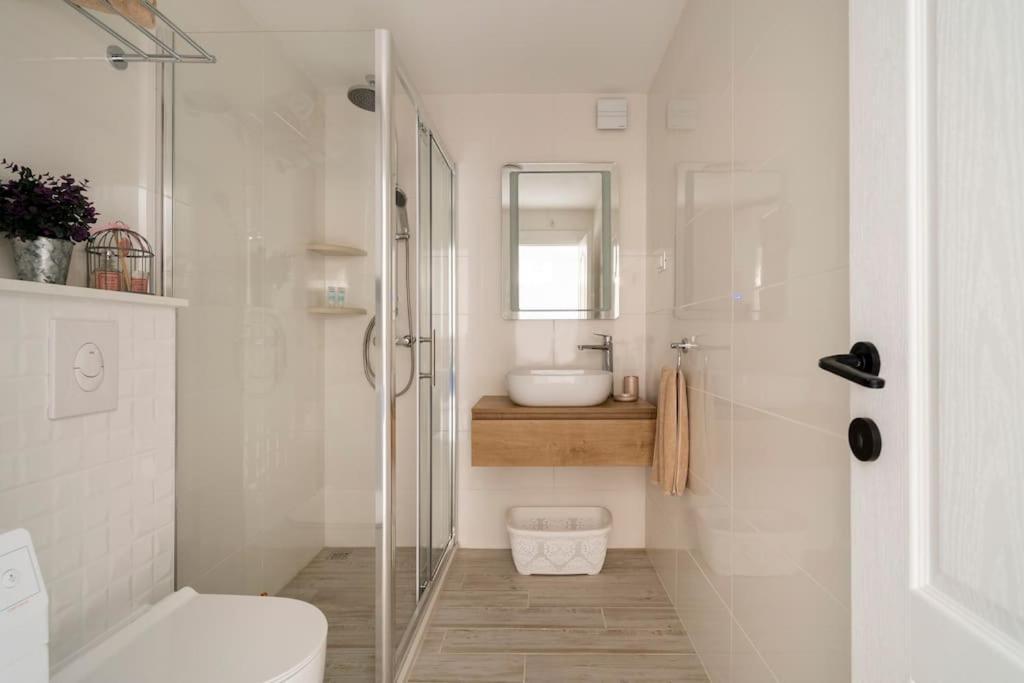 Suite By The Beach For 2 Cavtat Bagian luar foto